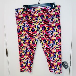 Intro Love The Fit ladies Tummy Control multicolor Print capris leggings Sz  XLP